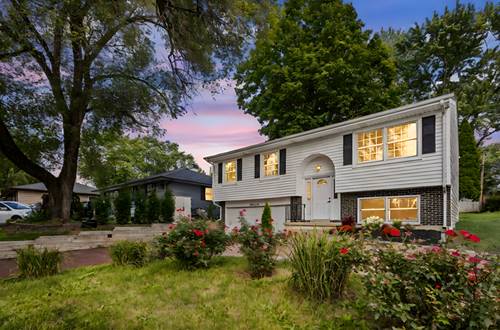 839 N Bennett, Geneva, IL 60134