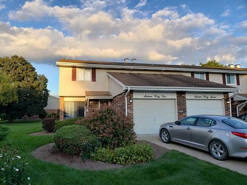 1643 Castbourne, Wheaton, IL 60189