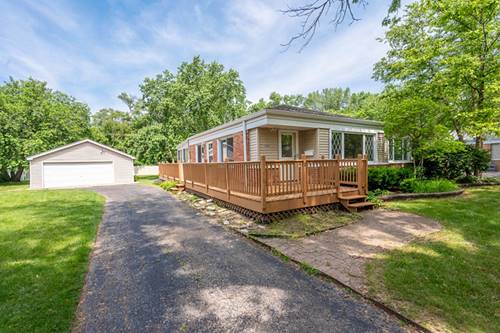 566 Glendale, Wheaton, IL 60187