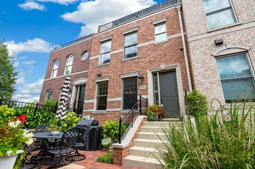 317 E Liberty, Wheaton, IL 60187