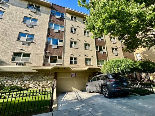 420 W Aldine Unit 406, Chicago, IL 60657