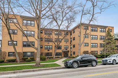 444 Washington Unit 406, Oak Park, IL 60302