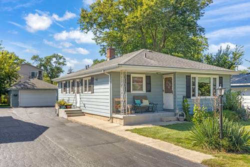 428 S Warwick, Westmont, IL 60559