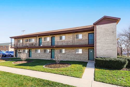 110 N Webster Unit 3, Naperville, IL 60540