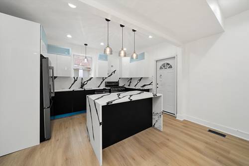 7129 S Michigan, Chicago, IL 60619