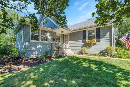 915 N Eagle, Naperville, IL 60563