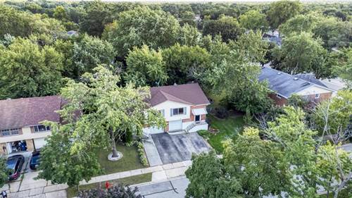 1549 Revere, Schaumburg, IL 60193