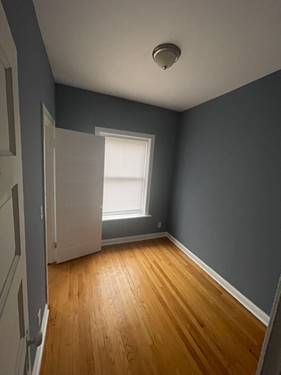 6653 S St Lawrence Unit 2, Chicago, IL 60637