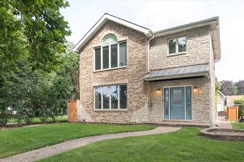 7531 Tripp, Skokie, IL 60076