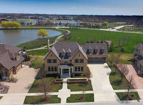 3658 Broadleaf, Elgin, IL 60124