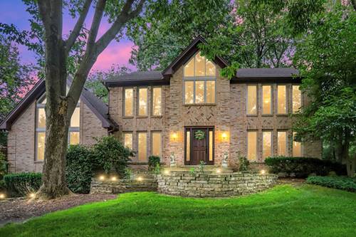 985 Chapel, Glen Ellyn, IL 60137