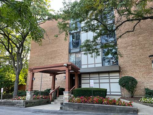 1811 Four Lakes Unit 1H, Lisle, IL 60532