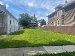 948 N Massasoit, Chicago, IL 60651