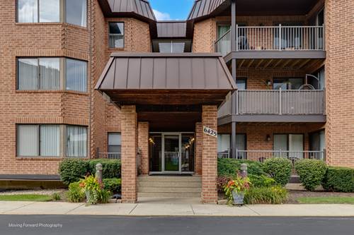 6425 Clarendon Hills Unit 318, Willowbrook, IL 60527