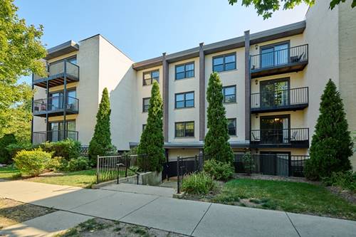 1711 W Jarvis Unit 207, Chicago, IL 60626