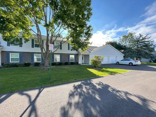 690 Thorntree Unit D1, Bartlett, IL 60103