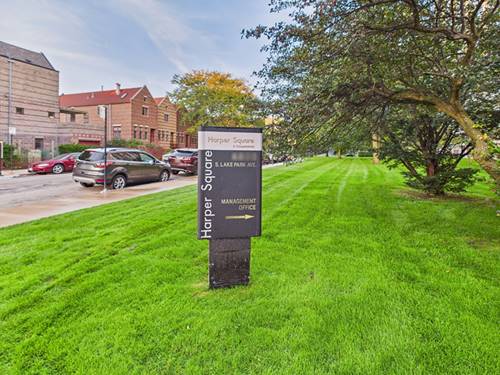 4800 S Lake Park Unit 909A, Chicago, IL 60615