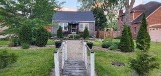 445 S Ellis, Bensenville, IL 60106