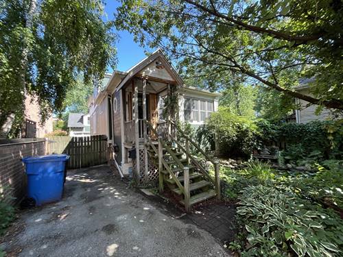 6957 N Hamilton, Chicago, IL 60645