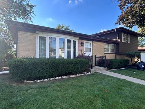 36 S Highview, Addison, IL 60101
