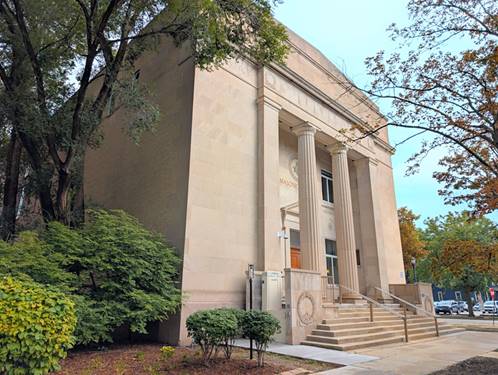 1453 Maple Unit 204, Evanston, IL 60201