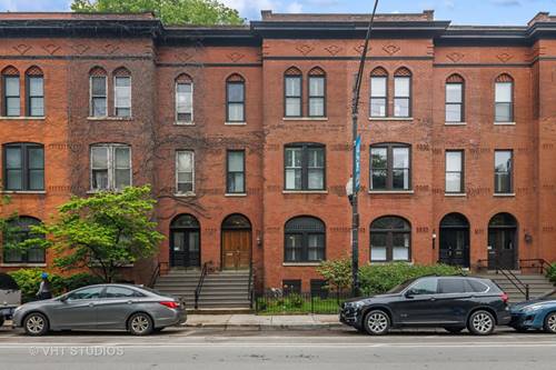 855 W Fullerton, Chicago, IL 60614