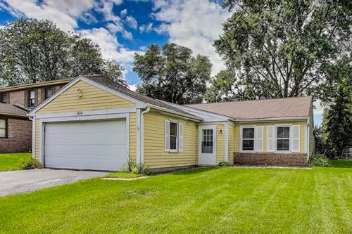 654 Middleton, Roselle, IL 60172