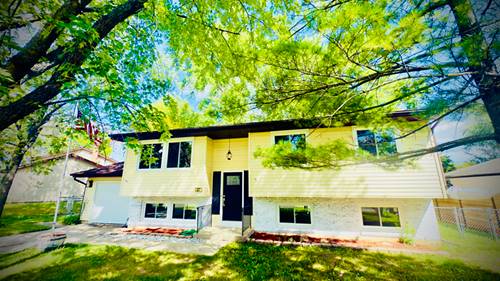 527 Northgate, Lindenhurst, IL 60046