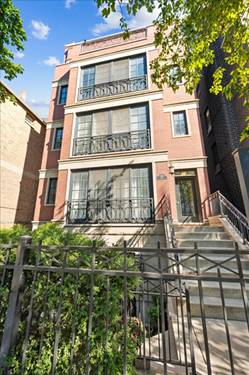 920 W Barry Unit 5, Chicago, IL 60657
