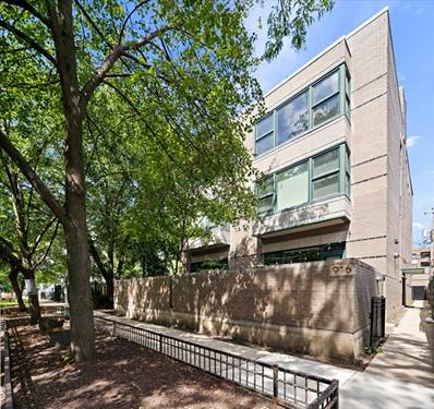 916 W Fletcher Unit C, Chicago, IL 60657