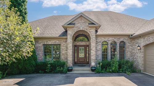 833 Carolyn, Elburn, IL 60119