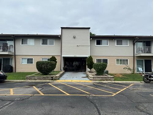 850 E Old Willow Unit 108, Prospect Heights, IL 60070