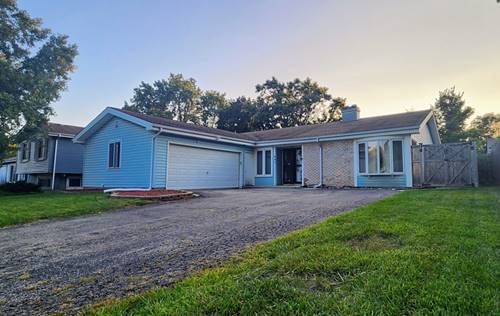 227 Lexington, Bolingbrook, IL 60440