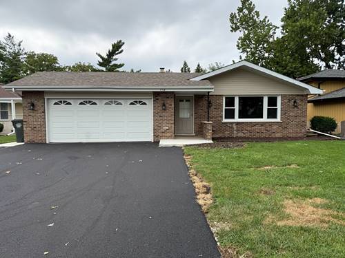 7716 Cronin, Justice, IL 60458