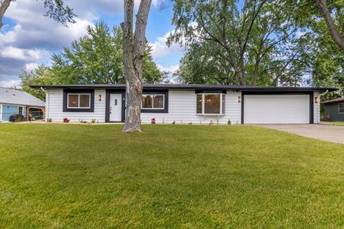 4 Circle, Montgomery, IL 60538
