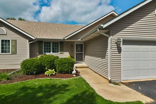2212 Candlewick, Poplar Grove, IL 61065