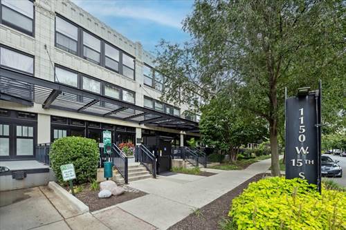 1150 W 15th Unit 203, Chicago, IL 60608