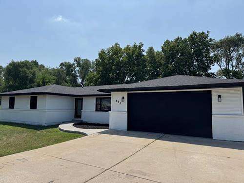 831 Richards, Joliet, IL 60433