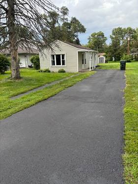1110 174th, East Hazel Crest, IL 60429