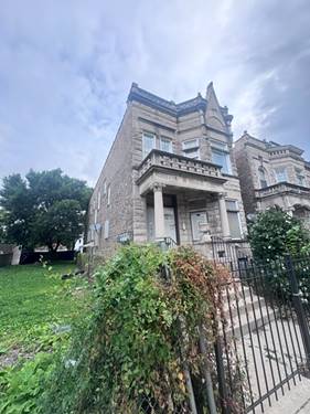 3838 W Gladys, Chicago, IL 60624