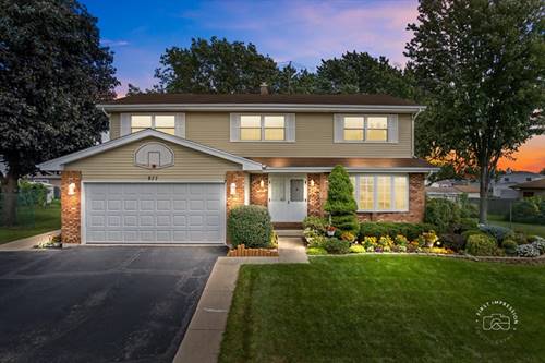 877 Malibu, Carol Stream, IL 60188