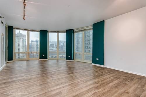 345 N Lasalle Unit 3905, Chicago, IL 60654