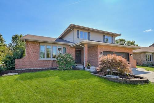 1156 Covington, Lemont, IL 60439