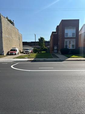 3333 S Indiana, Chicago, IL 60616