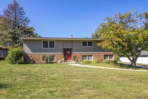 1667 S Raddant, Batavia, IL 60510