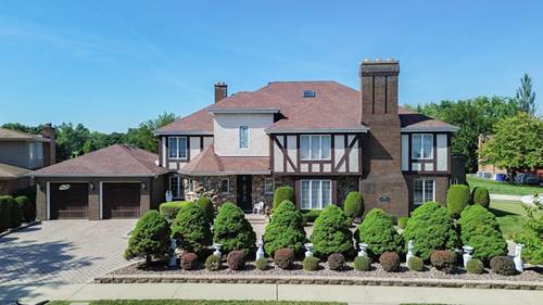 818 Brentwood, Bensenville, IL 60106