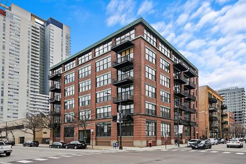 817 W Washington Unit 507, Chicago, IL 60607