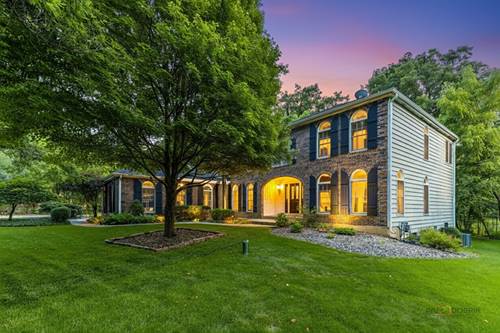15393 W Oak Spring, Libertyville, IL 60048