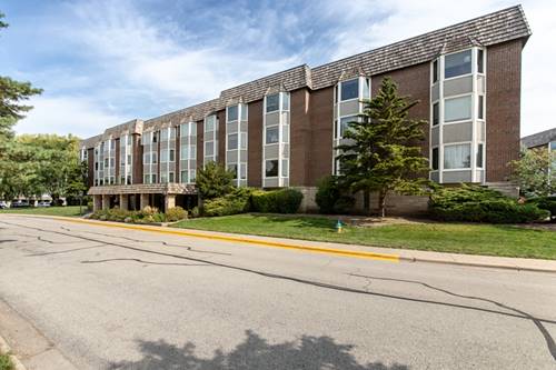 2500 Archbury Unit 2D, Park Ridge, IL 60068