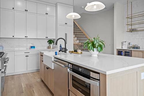 1247 N Damen Unit G, Chicago, IL 60622